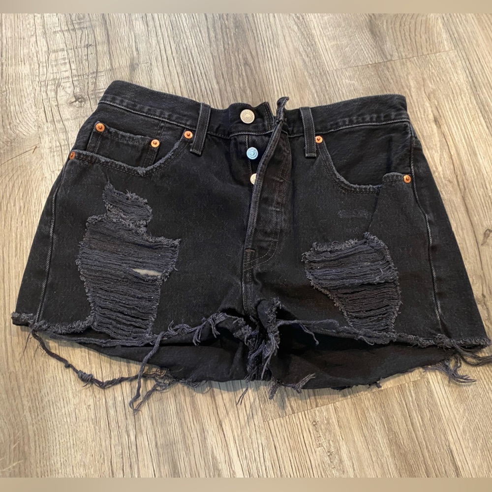 Levi’s 501 Original Fit Denim Jean Shorts Size 29 Black Distressed Button Fly